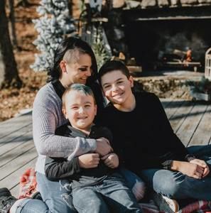 Meet your Posher, Peish